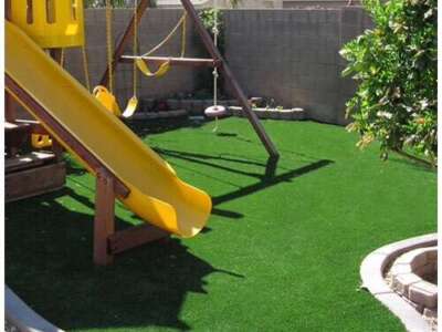 playground turf area