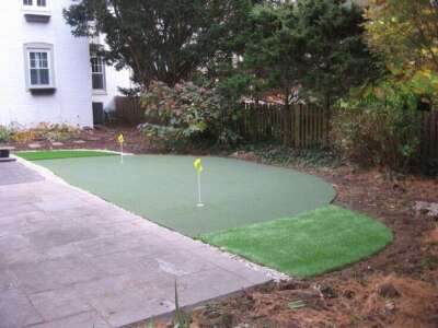 barlow_custom=golf-putting-green_DeShayes-Dream-Greens
